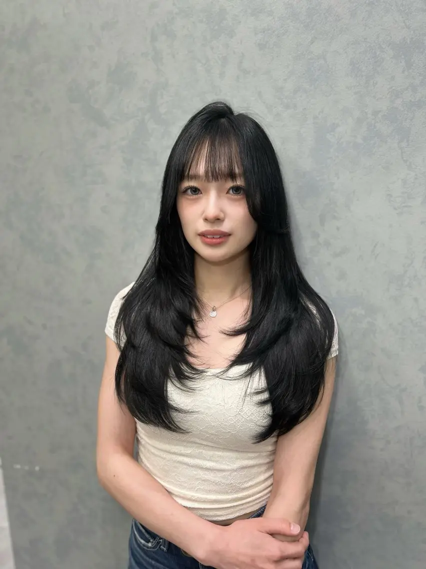 ロング レイヤーカット ヘアカラー トリートメント 【elyts】 COCOROのヘアスタイル