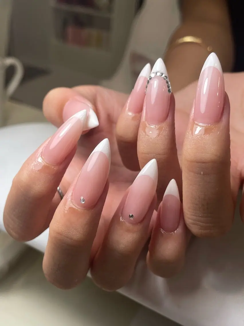 ネイル ハンドネイル LYYM Salon ユキのネイルデザイン