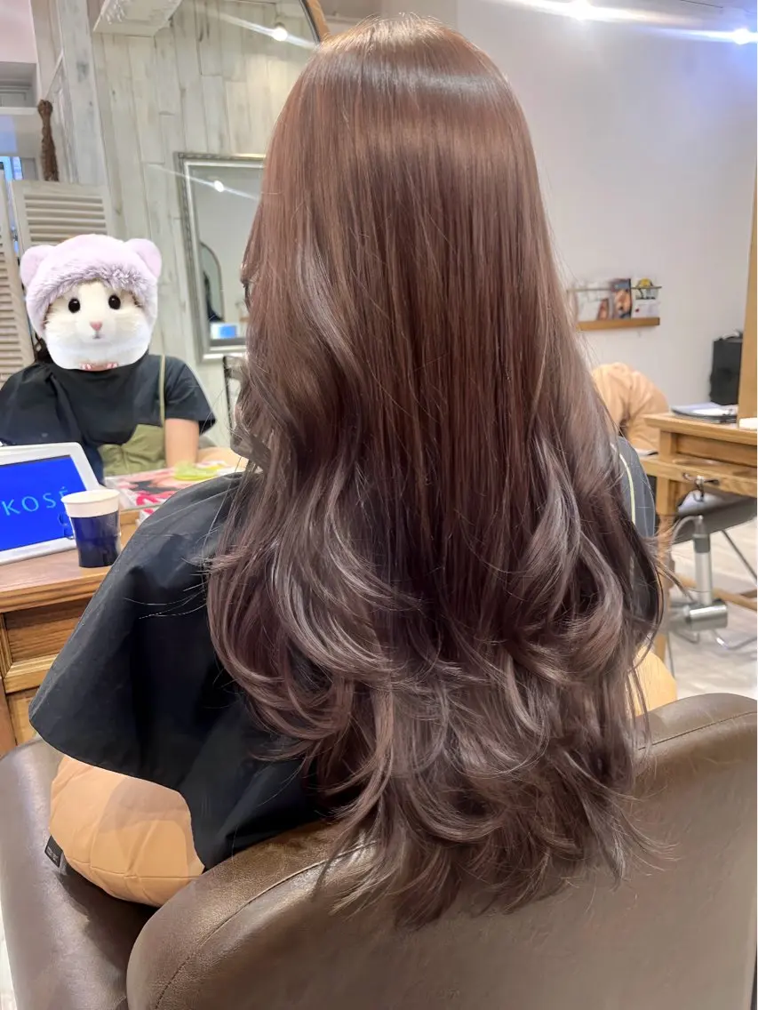 ロング カラー パーマ ヘアアレンジ 透明感カラー グレージュ くびれヘア 韓国風ヘア 似合わせカット カット ヘアカラー トリートメント レイヤーカット ✨️進藤ひかりのヘアスタイル