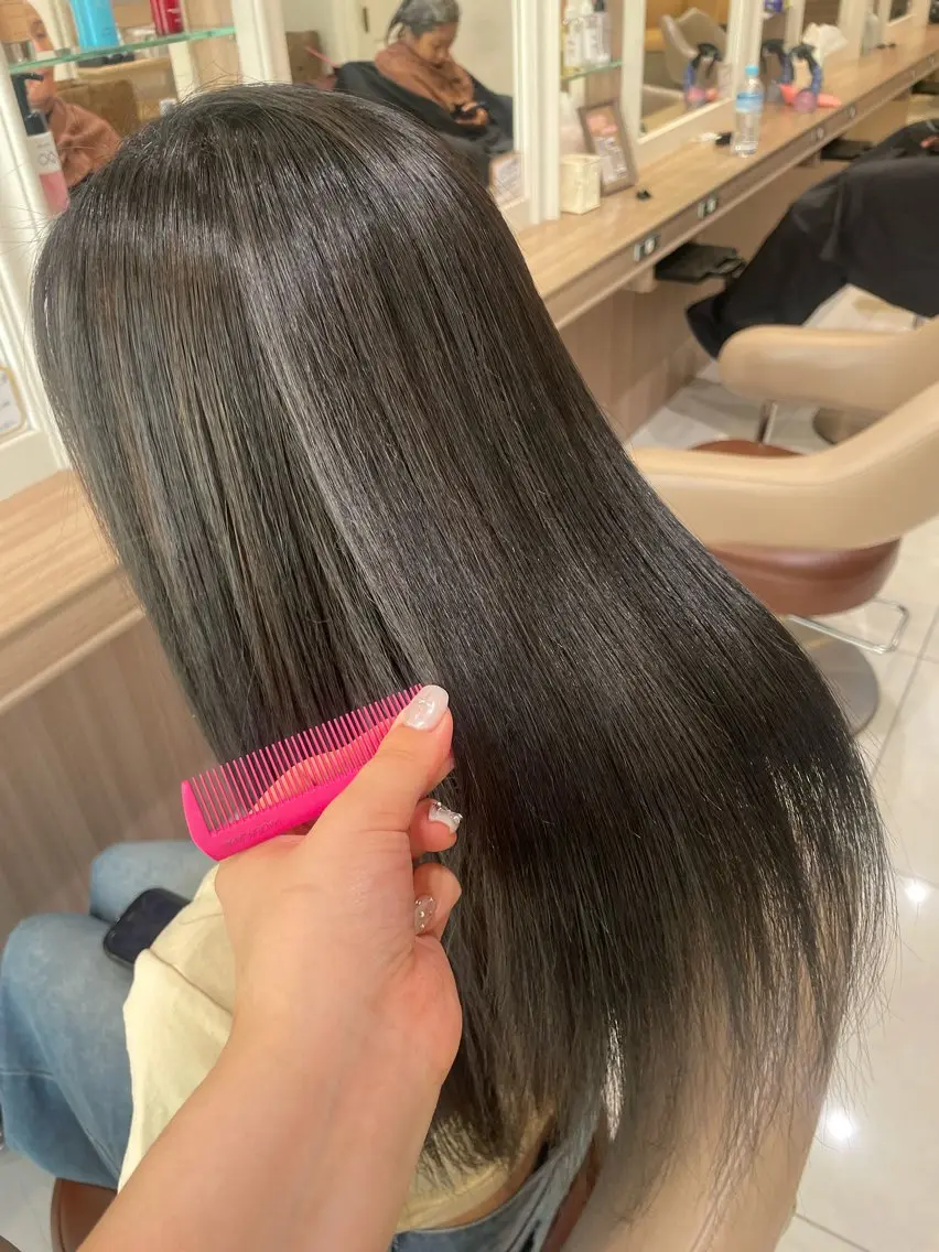 ロング パーマ カット ヘアカラー 縮毛矯正 韓国ヘアメイク🎀/ 縮毛矯正✨山本媛香のヘアスタイル