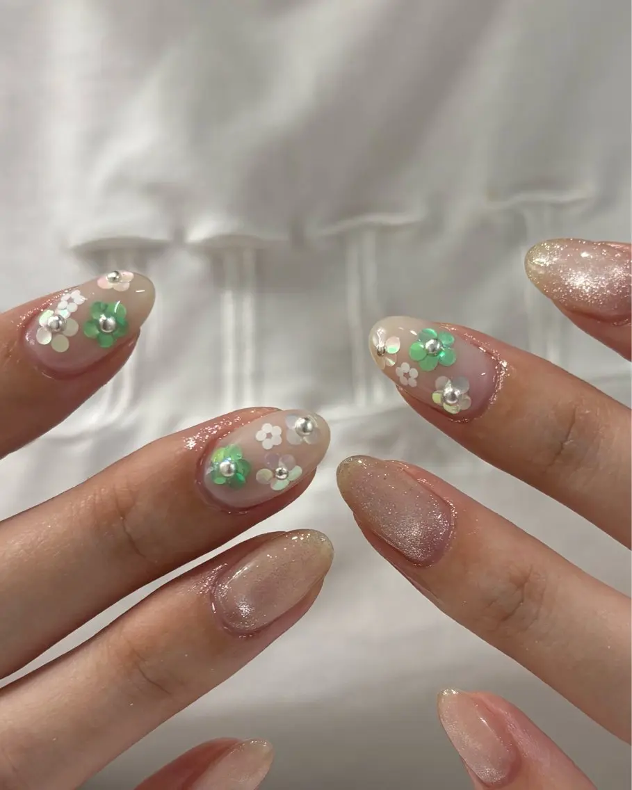 ネイル ネイルズシャトン🪡 ネイリスト齊藤のネイルデザイン