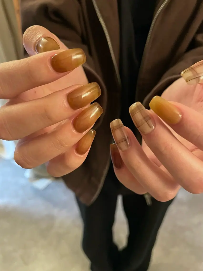 ネイル ハンドネイル roof nailのネイルデザイン