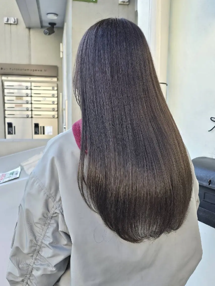 ロング カラー ブリーチ 透明感カラー ダブルカラー グレージュ ブリーチなしカラー カット ヘアカラー トリートメント 透明感🫧艶カラー✨ レイヤー✂渡辺祐輔のヘアスタイル