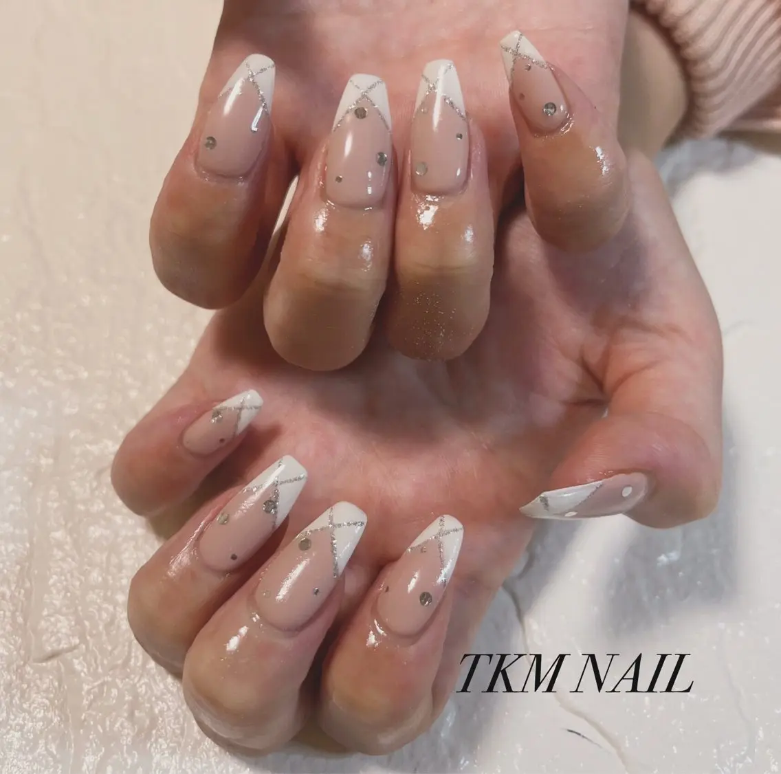 ネイル フレンチネイル ゴージャス ______ TKM  NAILのネイルデザイン
