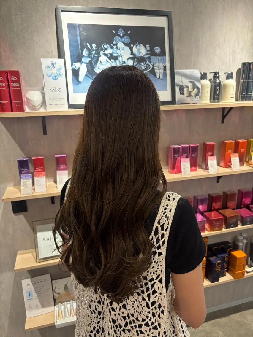 ロング ヘアカラー 石原 望来のヘアスタイル