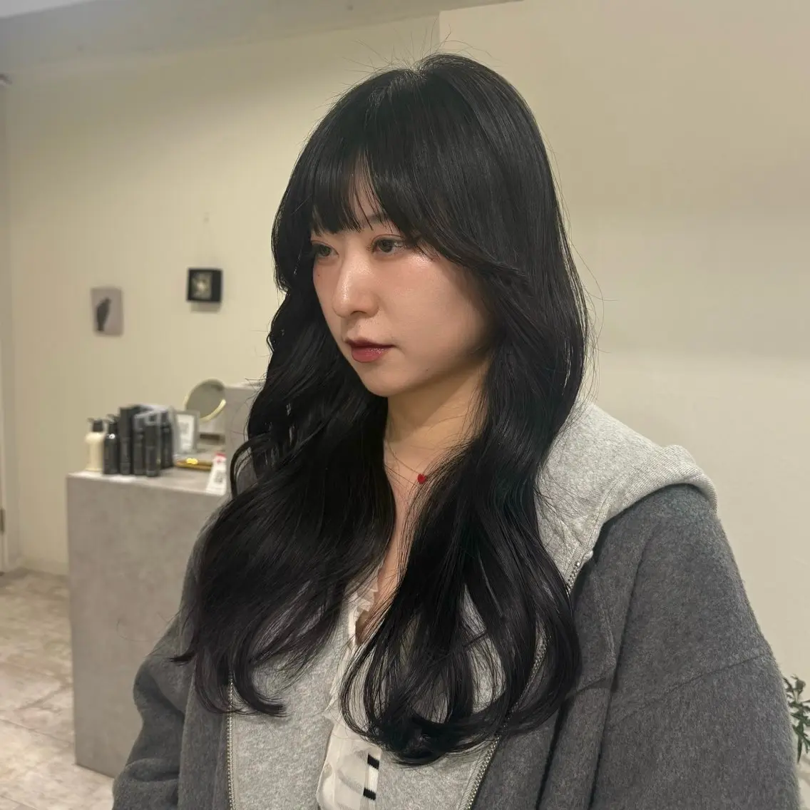 ロング カラー 黒髪 ブリーチ 透明感カラー デザインカラー ハイトーンカラー ヘアカラー トリートメント sayuri /大阪・心斎橋美容師のヘアスタイル