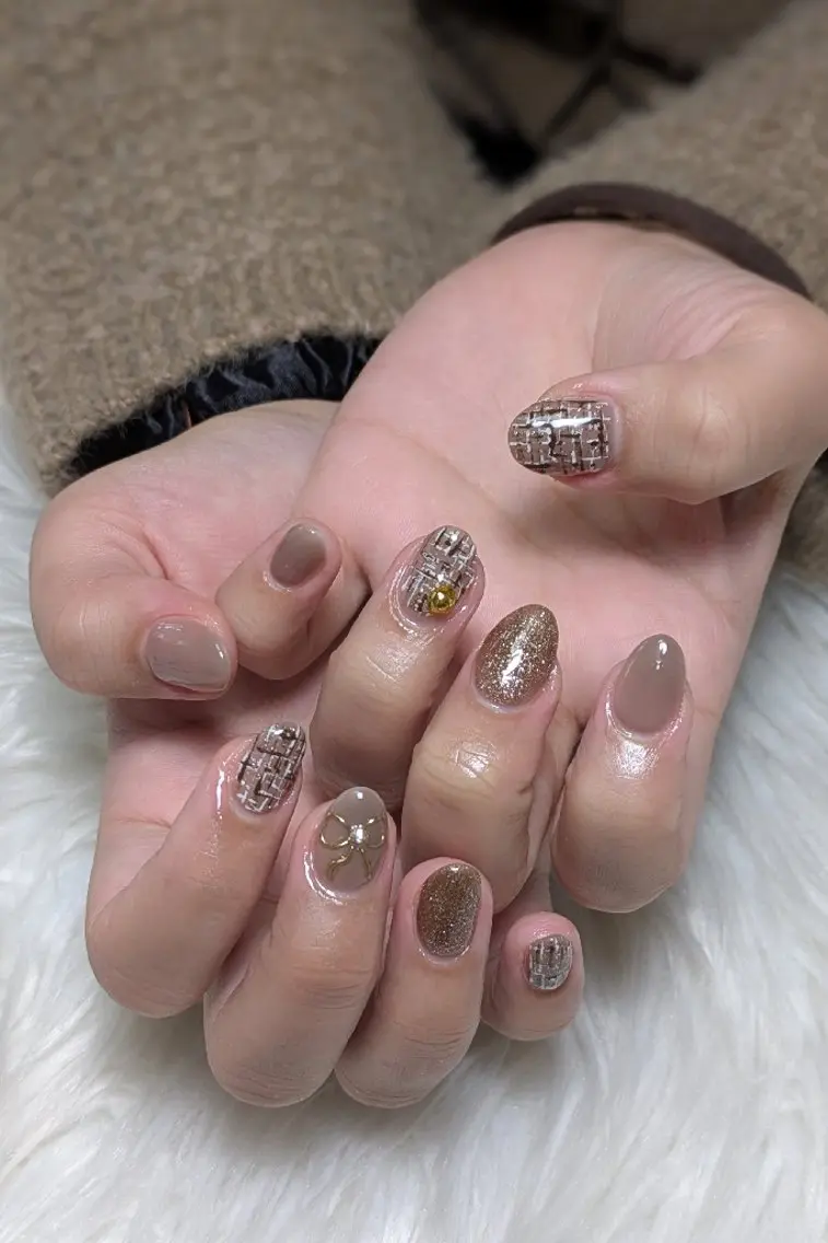 ネイル ブラウン シンプルネイル ツイードネイル バレンタイン ハンドネイル m&pPrivate nailsalonのネイルデザイン