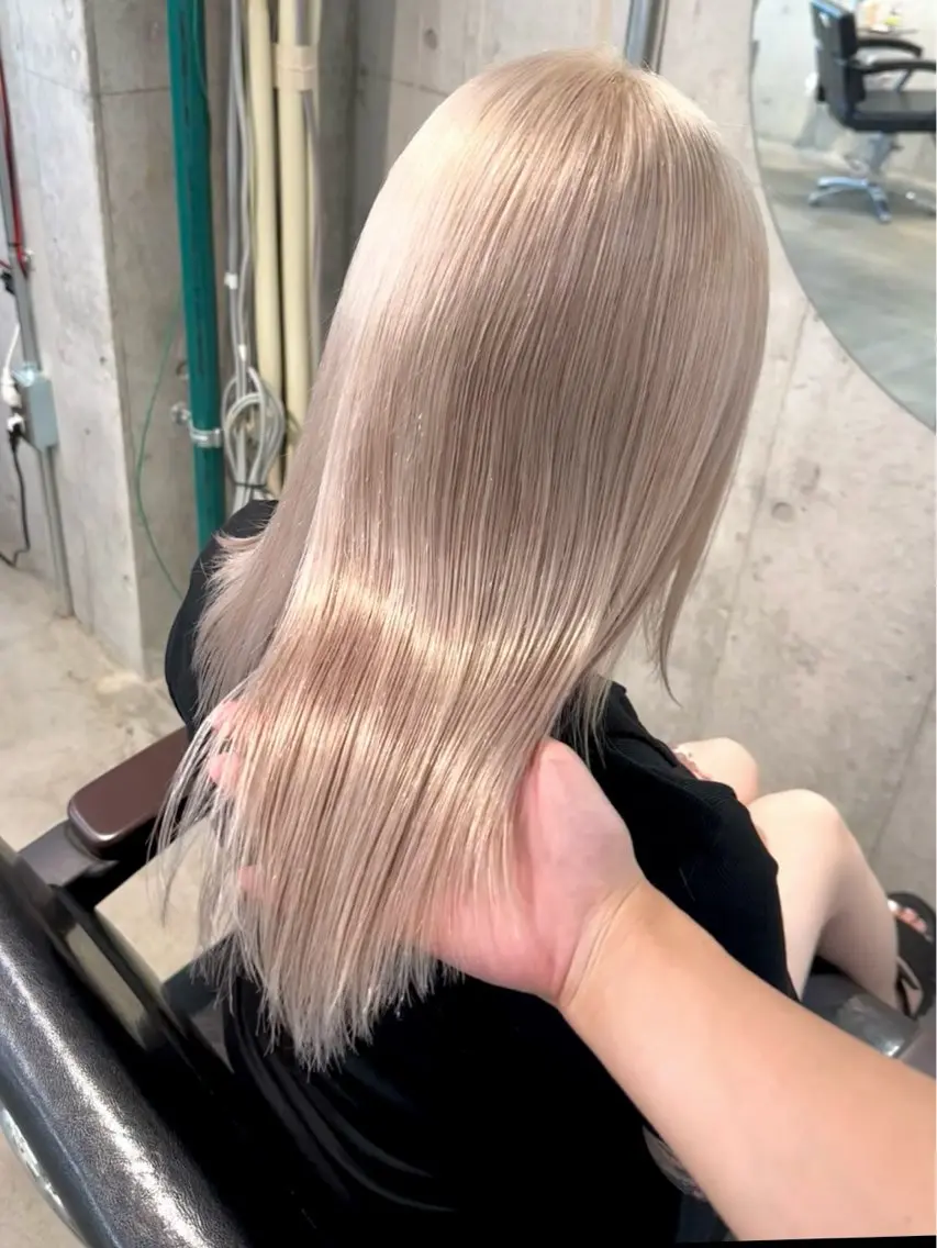 【💖ダメージが気になる方💖】ケアブリーチ➕カラー➕髪質改善3Stepトリートメント✨の写真