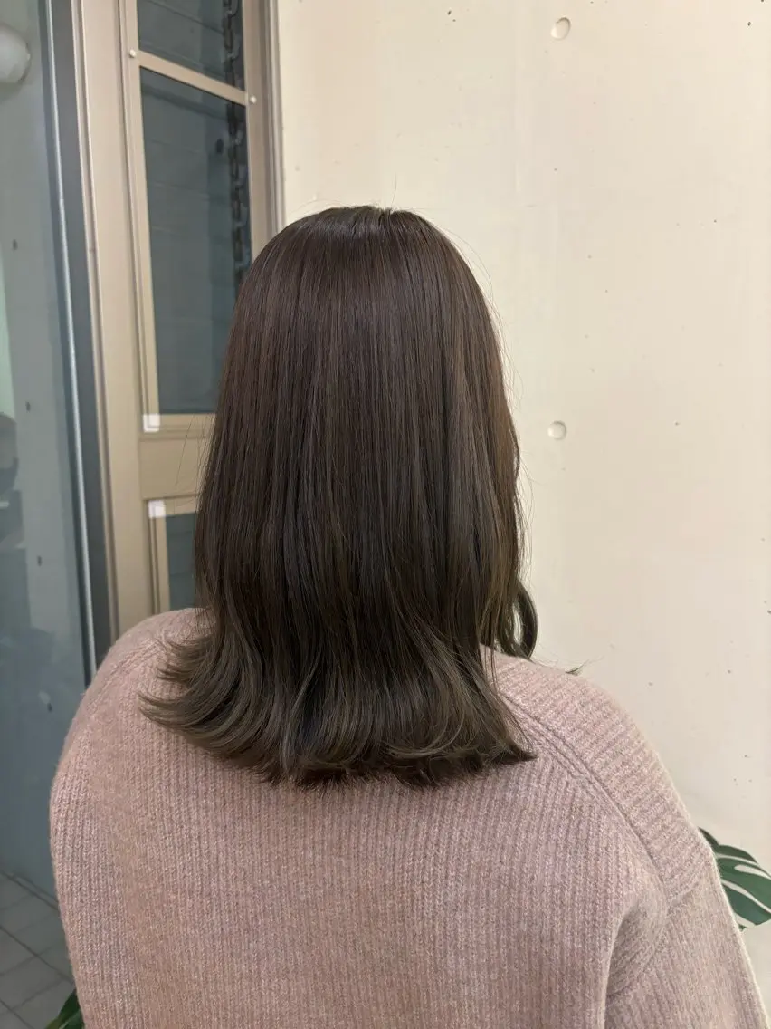 カラー ブラウンカラー 高濱 ひなよのヘアスタイル