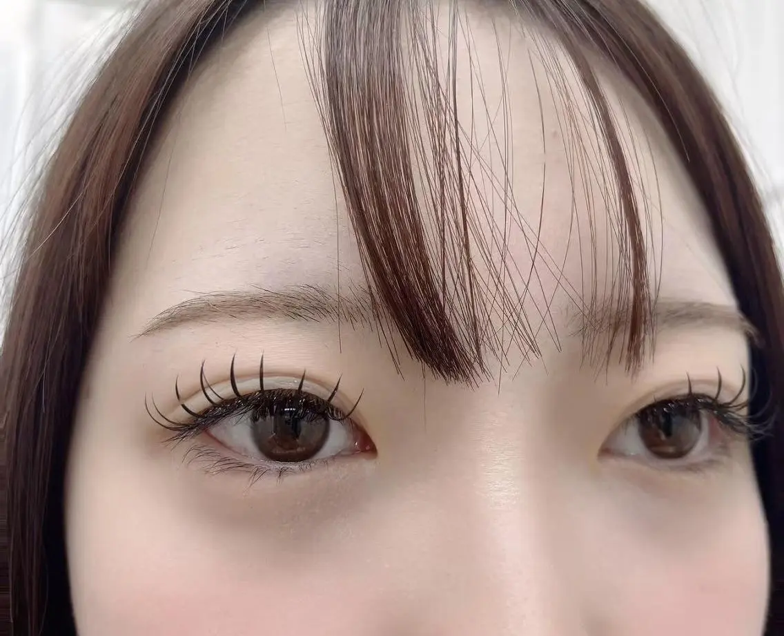 マツエク・マツパ バインドロック 束感まつ毛 フラットラッシュ 韓国風マツエク 下まつげエクステ Haru💖Eye lash🌻日暮里店のマツエク・マツパデザイン