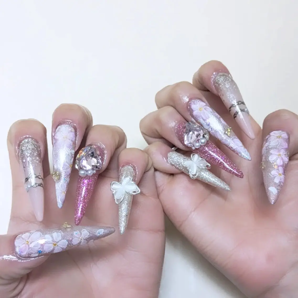ネイル ハンドネイル Lily nail 船橋 yuki🍒のネイルデザイン