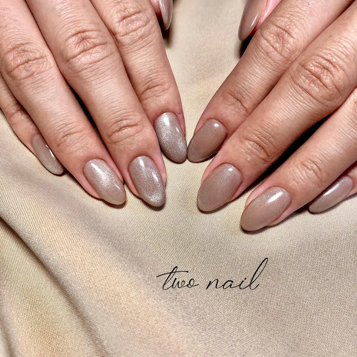 ネイル アートネイル ブラウン フットネイル ハート マグネットネイル ハンドネイル two nailのネイルデザイン