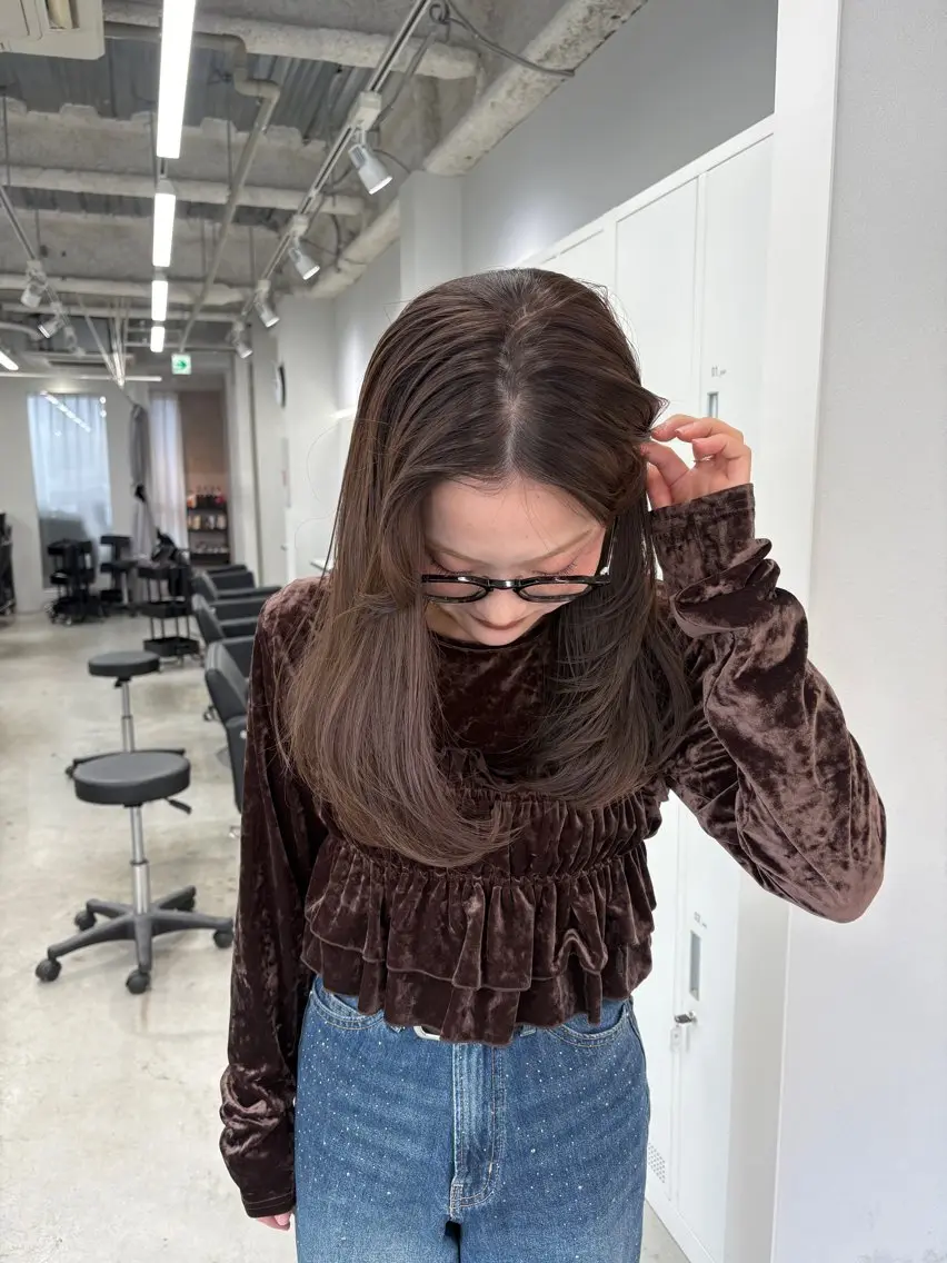 ミディアム 似合わせカット ヘアカラー トリートメント ブリーチなし透明感 🪄aoi🤎のヘアスタイル