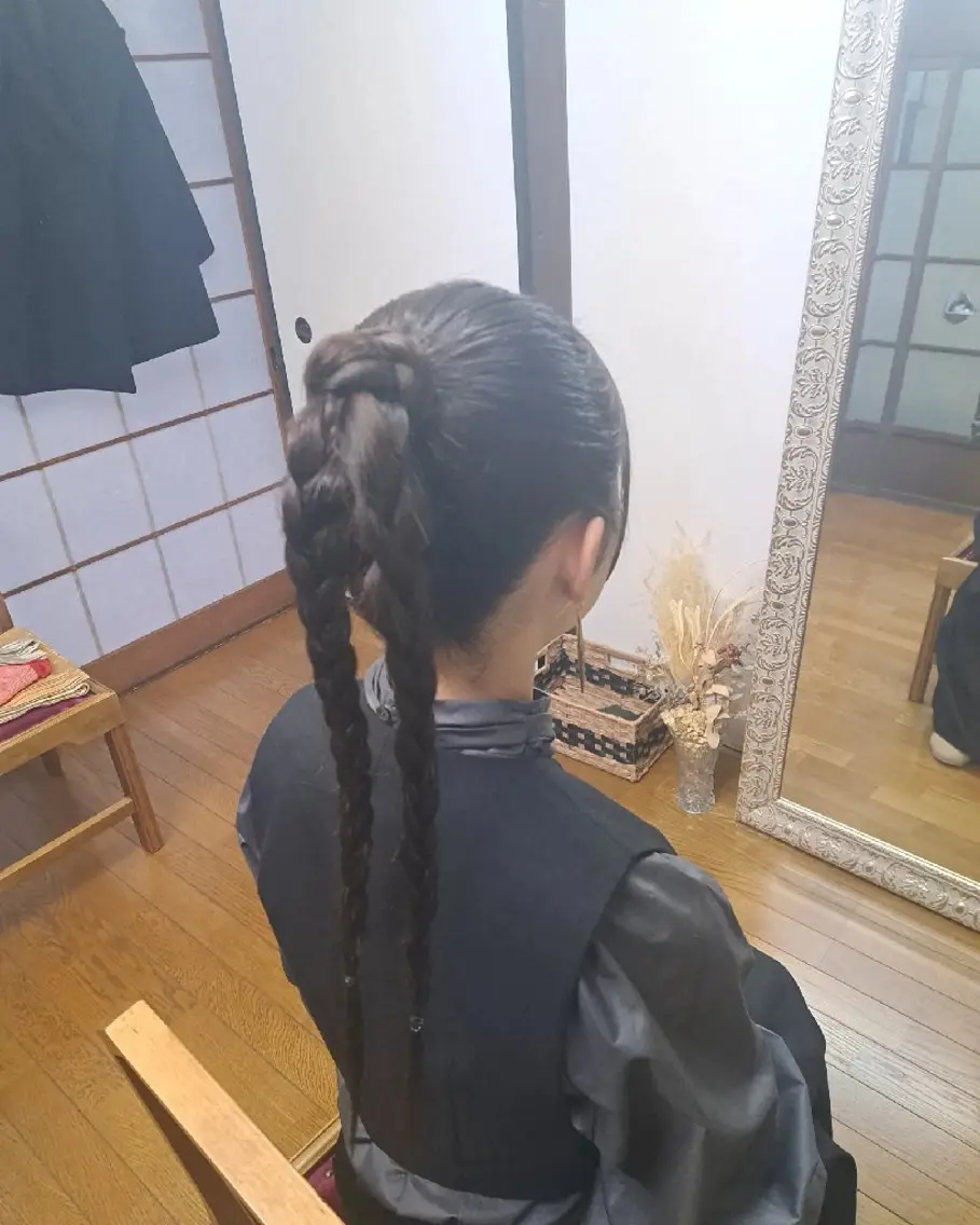 ロング ヘアアレンジ 案西 美里のヘアスタイル