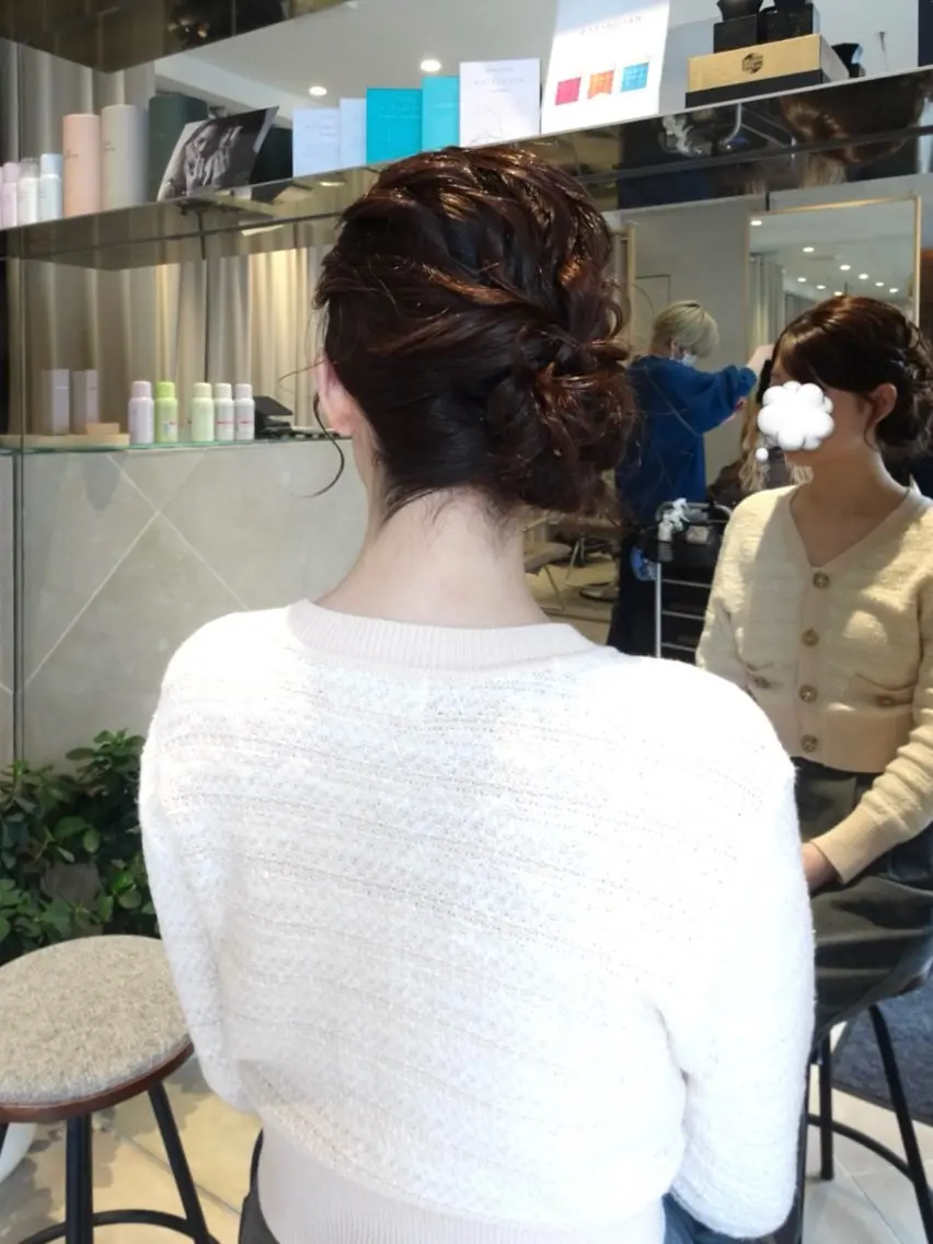 ヘアアレンジ お団子ヘア ヘアセット ニュアンスヘア🪡 nenekaのヘアスタイル