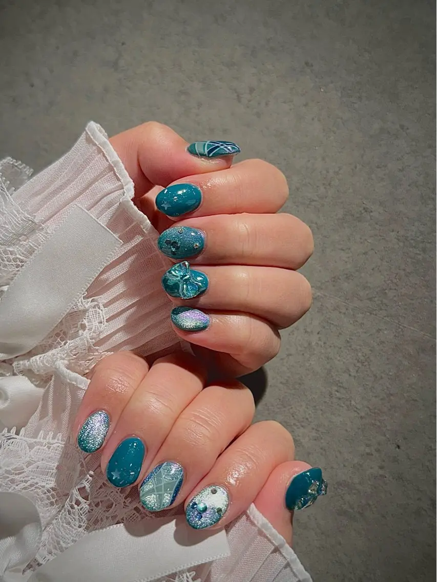 ネイル ハンドネイル I-nailロング /ワンホン/キラキラのネイルデザイン