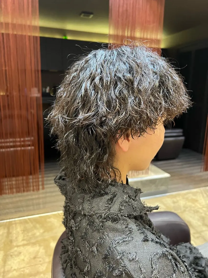 ショート パーマ メンズ メンズパーマ ツイストスパイラルパーマ スパイラルパーマ カット パーマ 森本 礼二のヘアスタイル