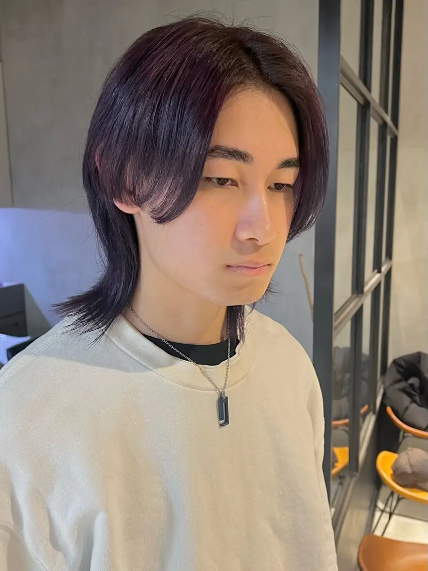 ショート カラー ブリーチ パープルカラー ヘアカラー 仲井間　賢雄 fifthのヘアスタイル