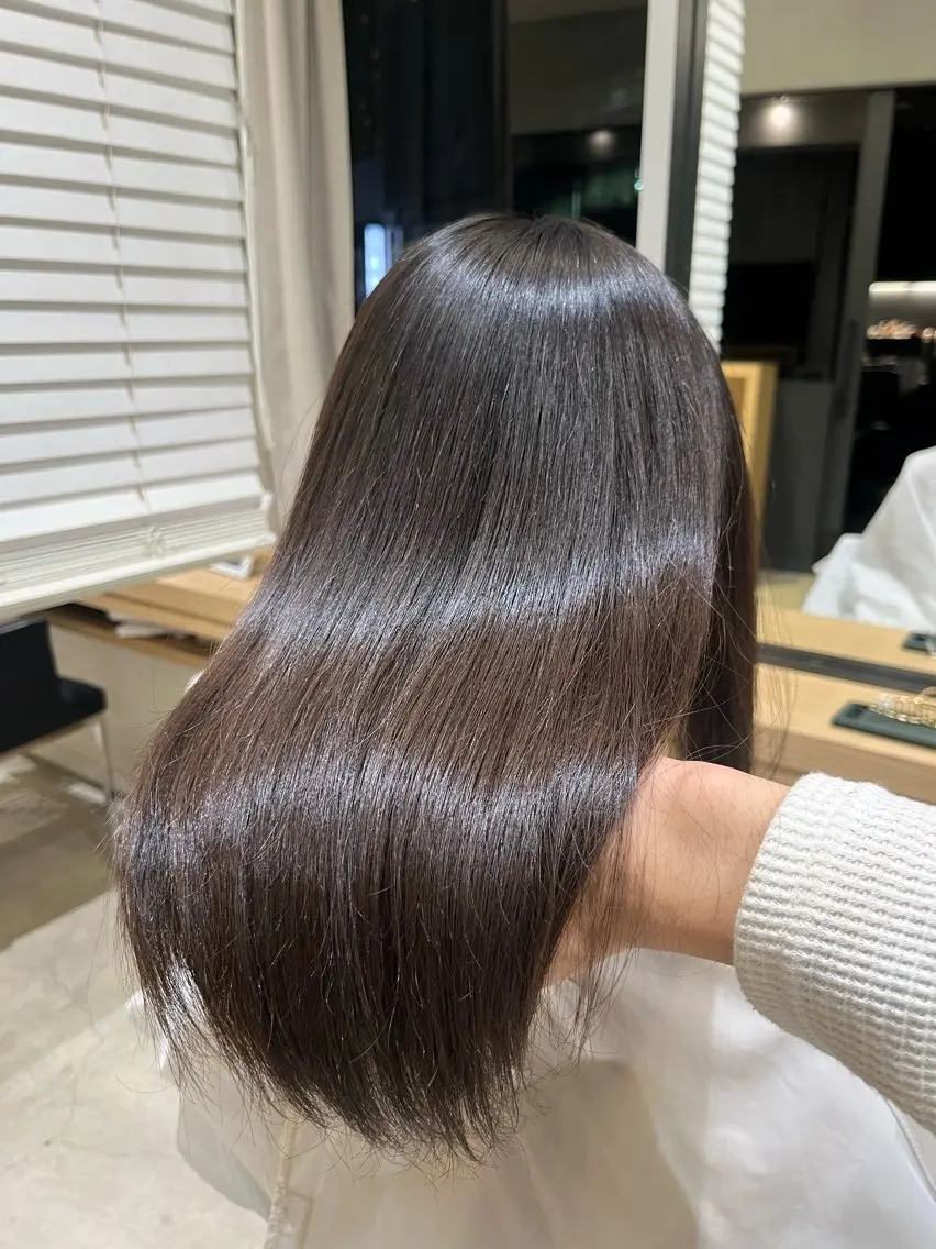 盛れる顔周り✨韓国式 レイヤーkanatoのヘアスタイル