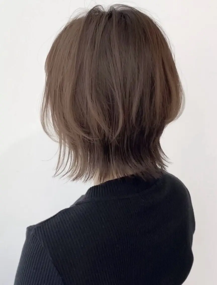 ミディアム カラー 髪質改善 レイヤーカット トリートメント NOA れいなのヘアスタイル