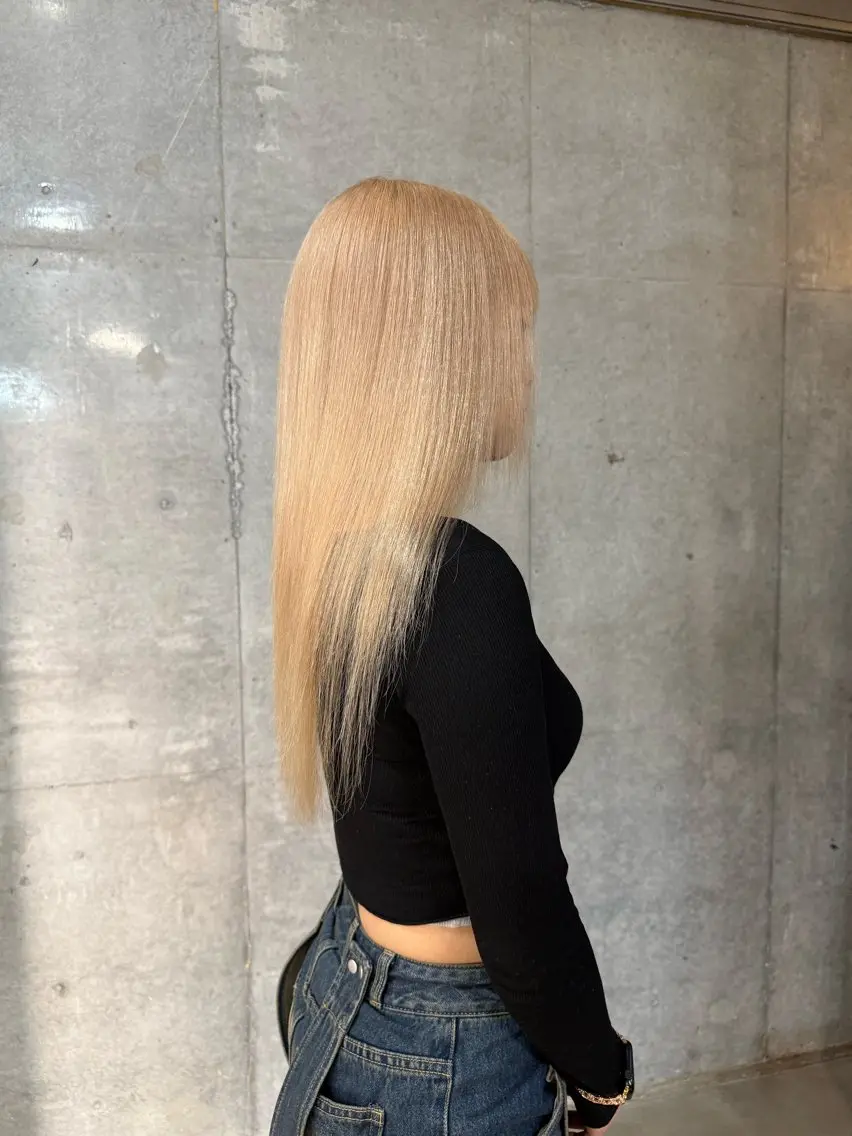 ロング カラー ベージュカラー ブリーチ ブロンド ピンクカラー ヘアカラー 【🥀履歴修正🥀】 ハイトーン職人/拓真のヘアスタイル
