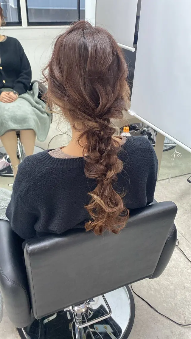 ロング カラー ヘアアレンジ ヘアセット ハイライト、レイヤー カット/西梅田/中西のヘアスタイル