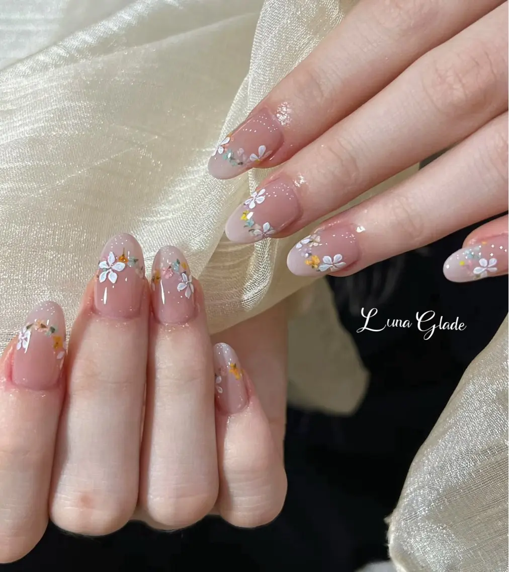 ネイル ハンドネイル Luna Gladeのネイルデザイン
