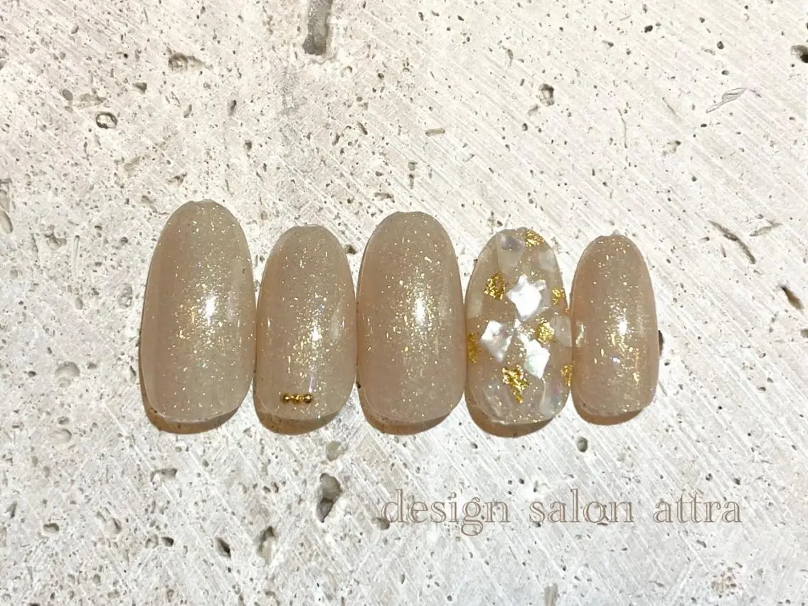 ネイル シンプルネイル ハンドネイル 根津 綾子のネイルデザイン
