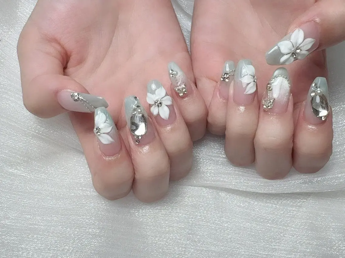 ネイル フレンチネイル 韓国ネイル 水色 マグネットネイル ニュアンスネイル ハンドネイル Hana Rose Nailのネイルデザイン