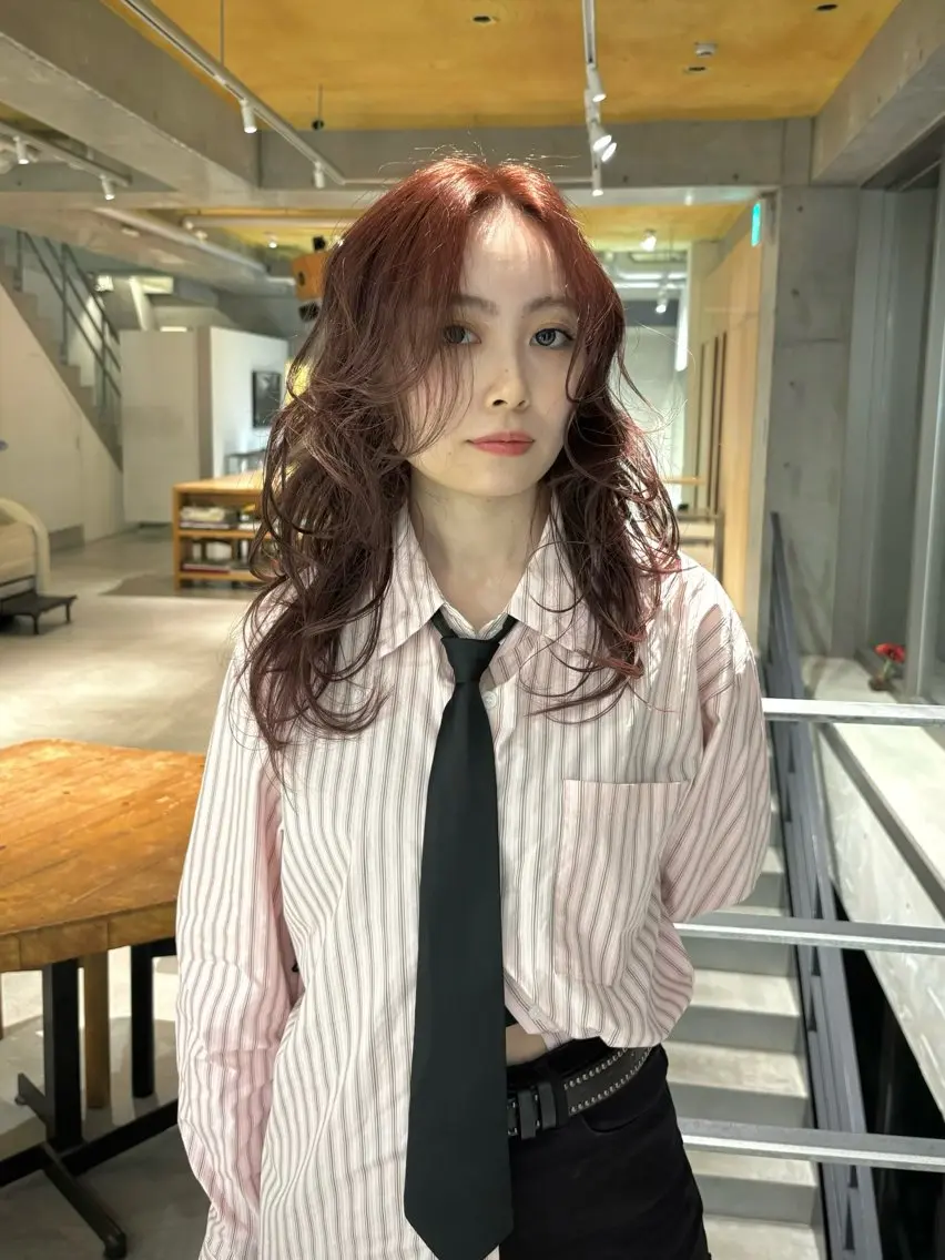 ロング カラー ヘアカラー yu maのヘアスタイル
