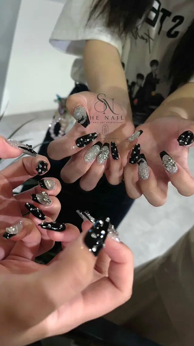 ネイル ハンドネイル SHE Nailのネイルデザイン