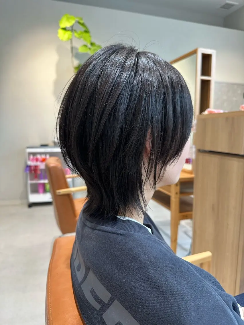 ミディアム カラー レイヤーカット ウルフカット ウルフレイヤー 永野真也 透明感カラー🪞のヘアスタイル