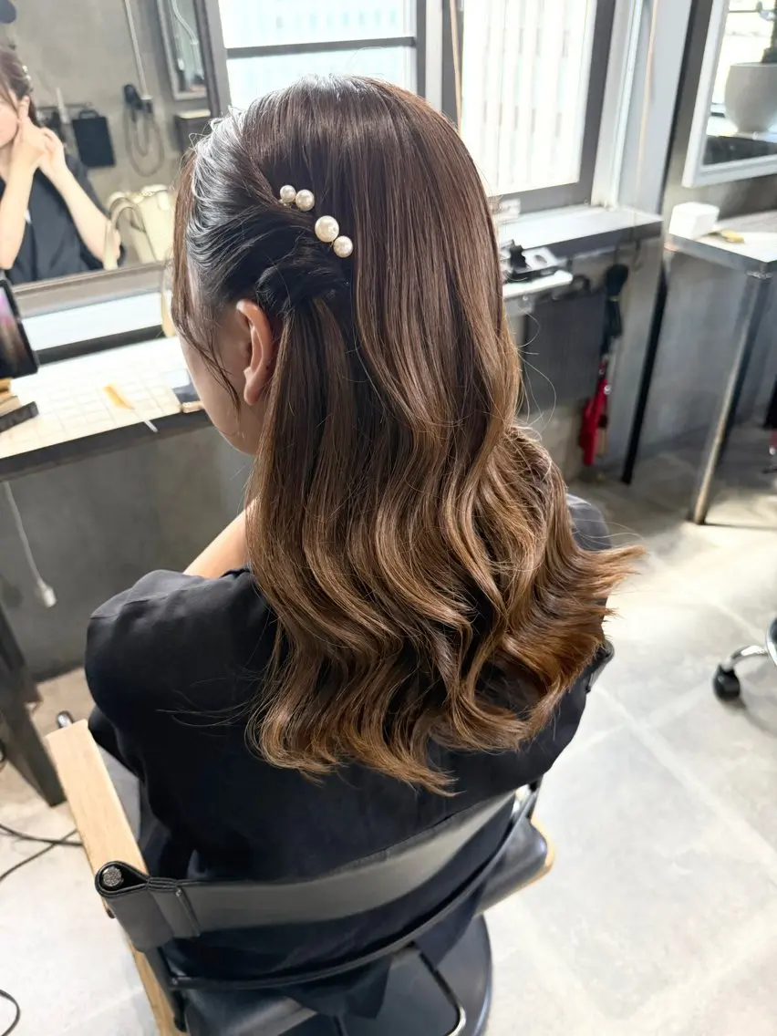 ヘアアレンジ ヘアセット 佐伯 桃のヘアスタイル