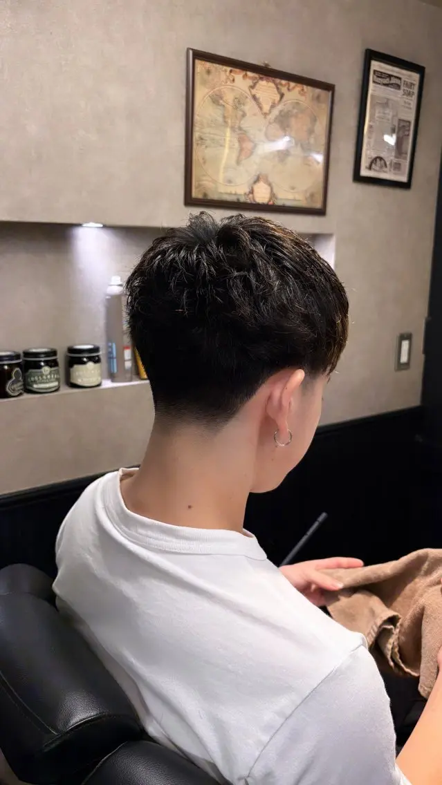メンズ BroTokyo Hinaのヘアスタイル