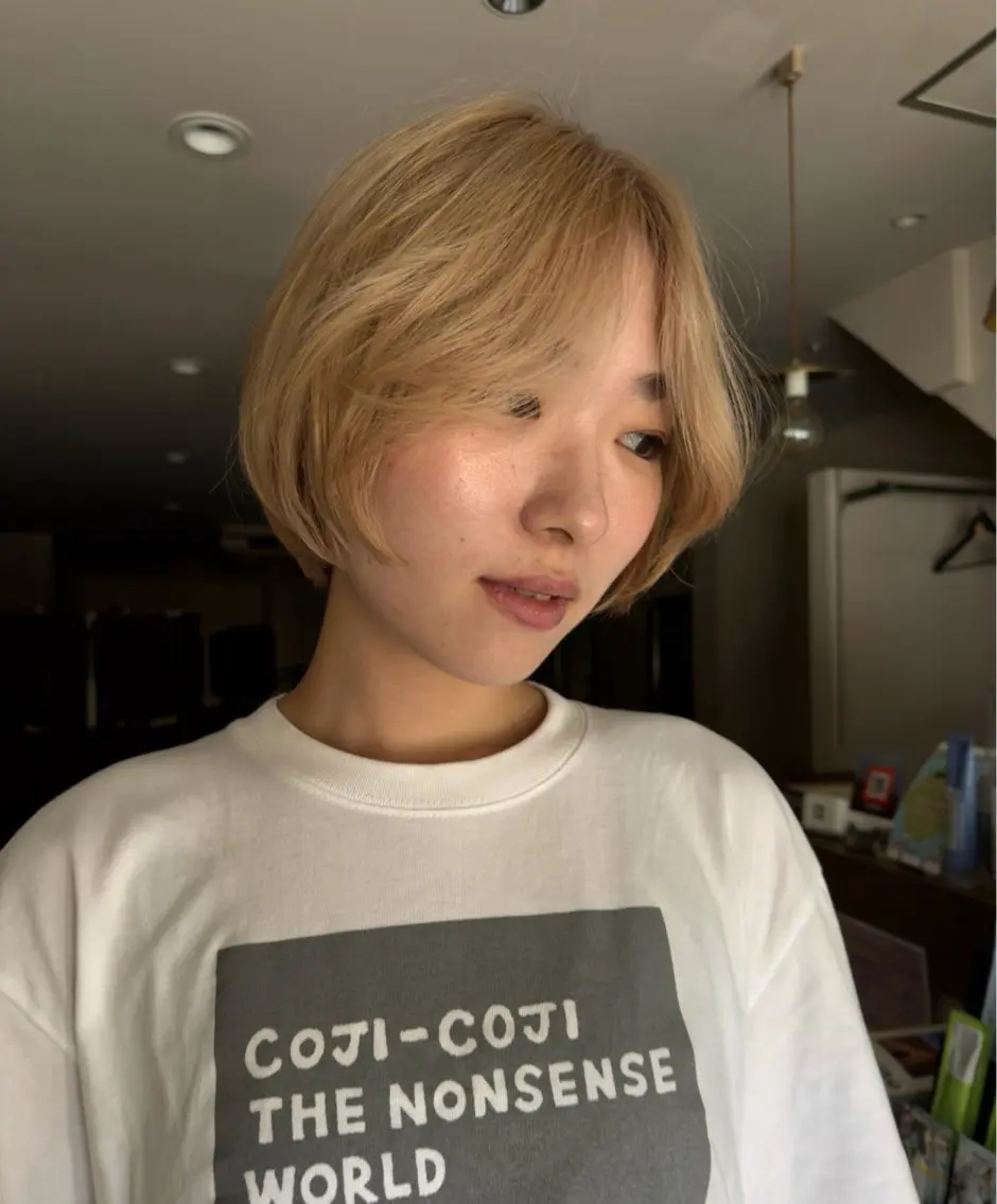 ショート カラー ブロンド カット ヘアカラー kai🐇今泉 Musiiikのヘアスタイル