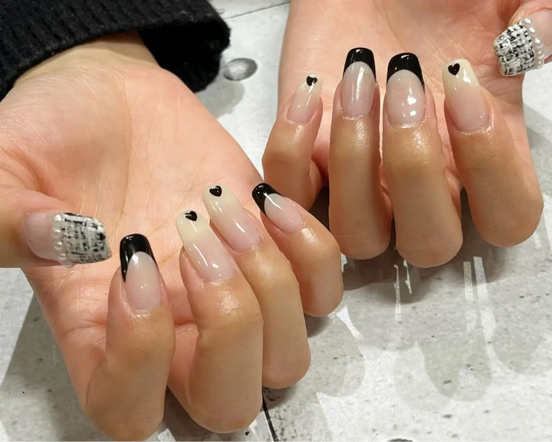ネイル アートネイル 長さ出し ネイルチップ Amu's chikakoのネイルデザイン