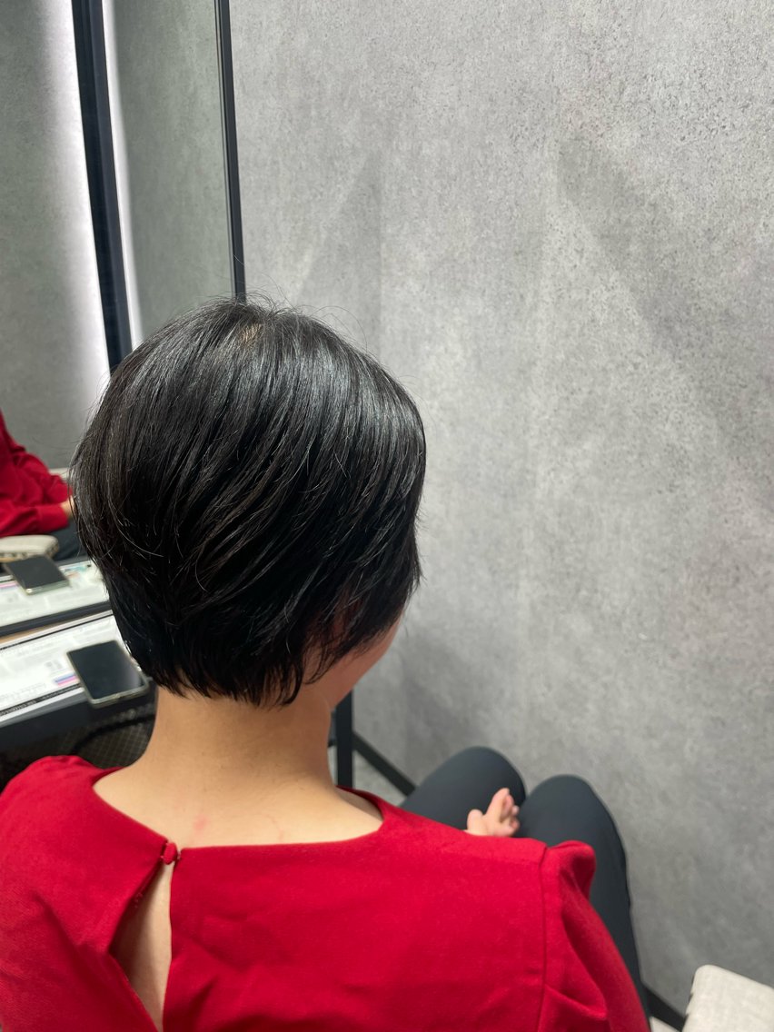 ショート う けんじょうのヘアスタイル