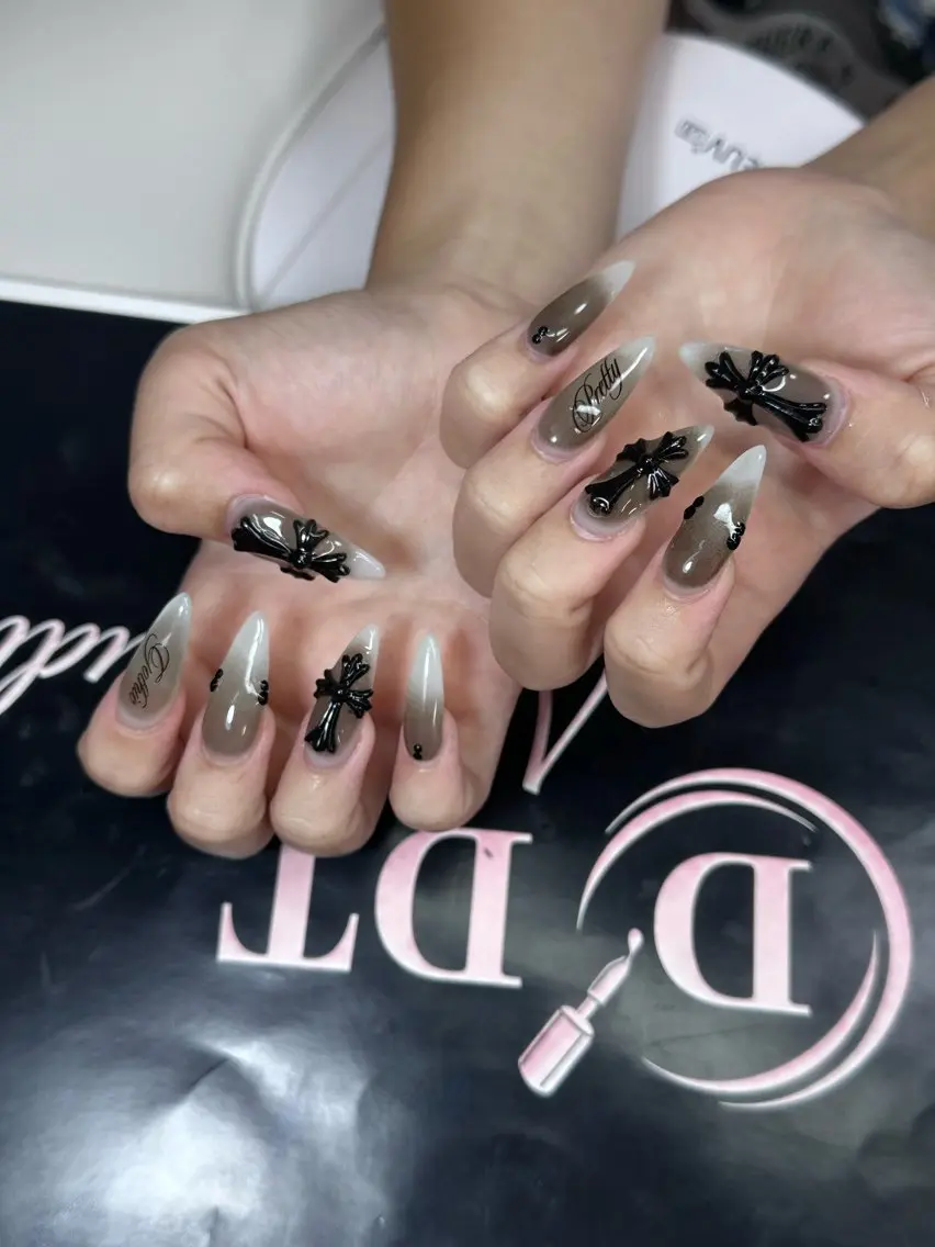 ネイル ハンドネイル DT nailのネイルデザイン