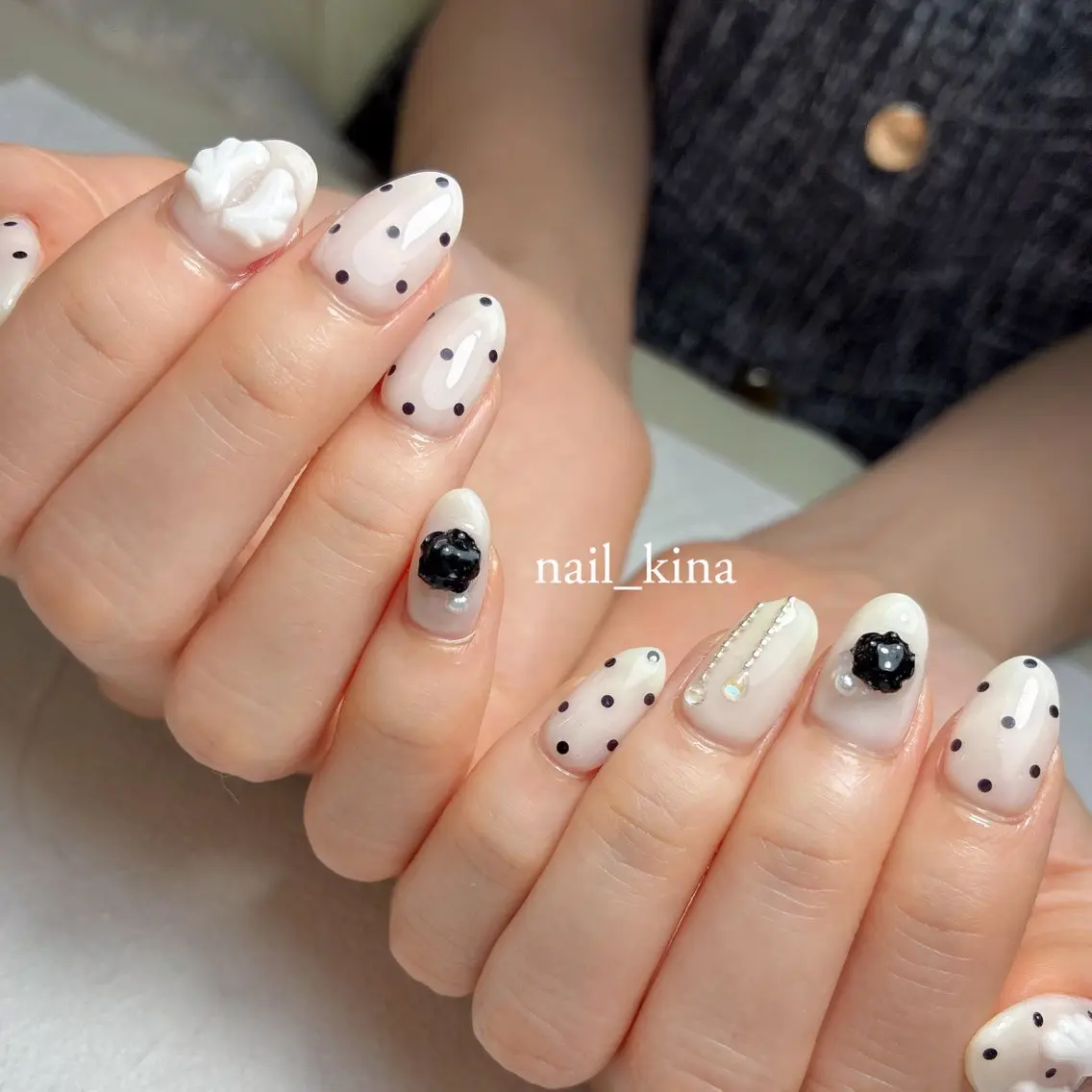 ネイル ドット ジェルネイル マグネットネイル パラジェル nail_ kinaのネイルデザイン