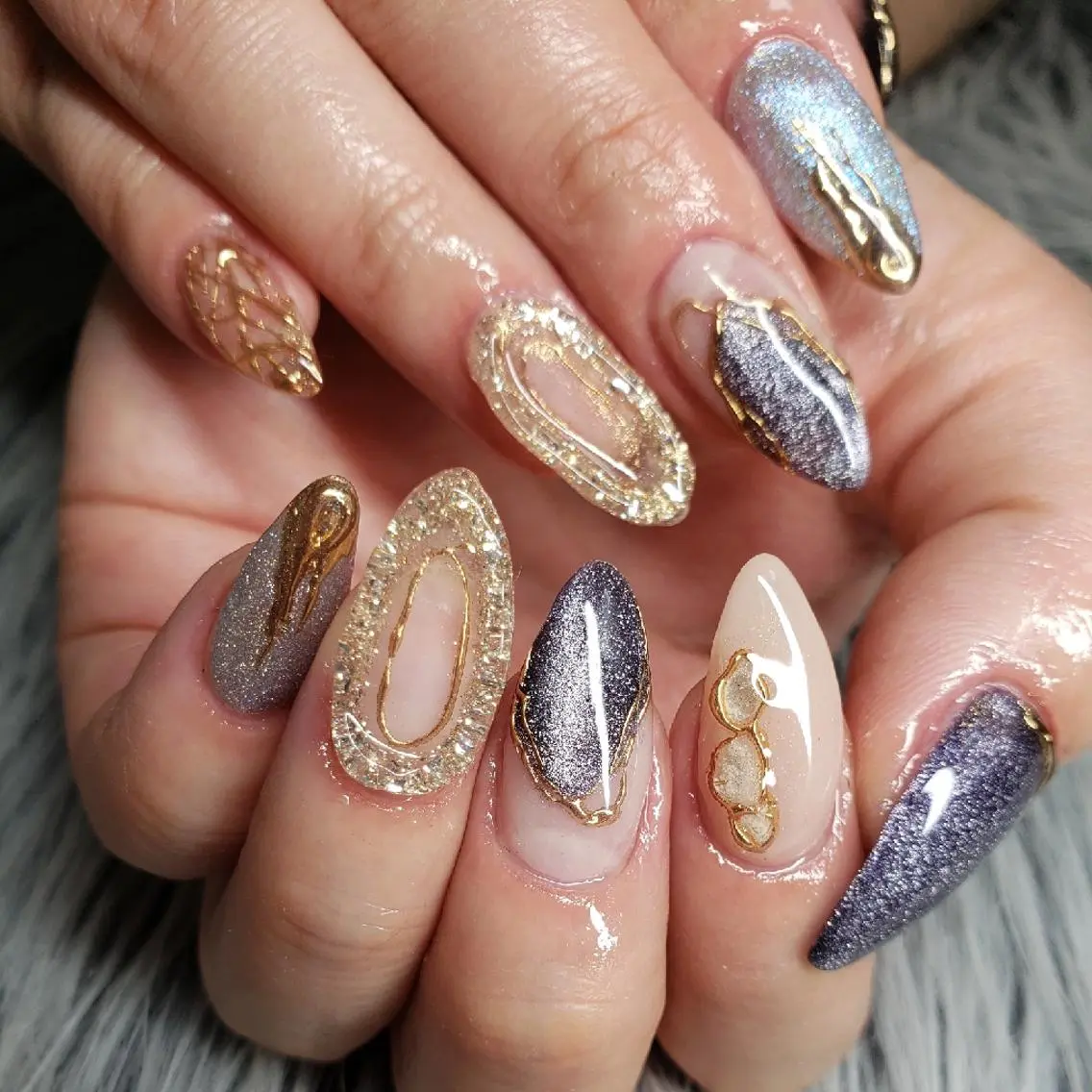 ネイル ゴールド マグネットネイル ミラーネイル ネイビー ニュアンスネイル Nail salon Coco【溝の口駅】のネイルデザイン