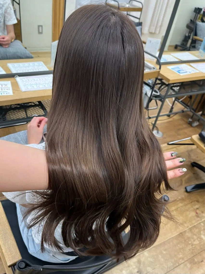 ロング カラー ヘアカラー トリートメント ヘアセット レイヤーカット/ ブリーチ/Asukaのヘアスタイル