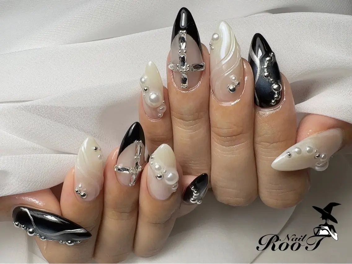 ネイル ホワイト ハンドネイル RooT Nailのネイルデザイン