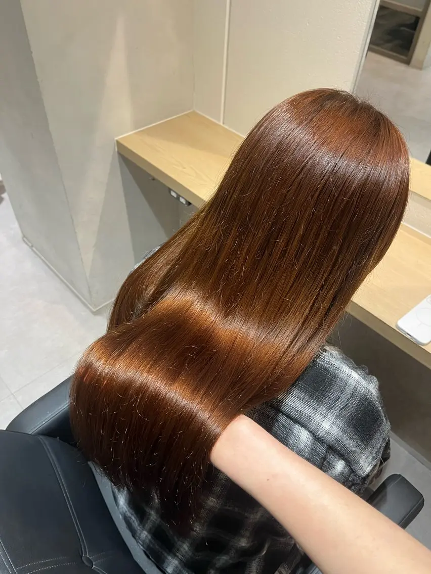 カラー ブラウンカラー オレンジ オレンジブラウン ヘアカラー やまもと ここのヘアスタイル