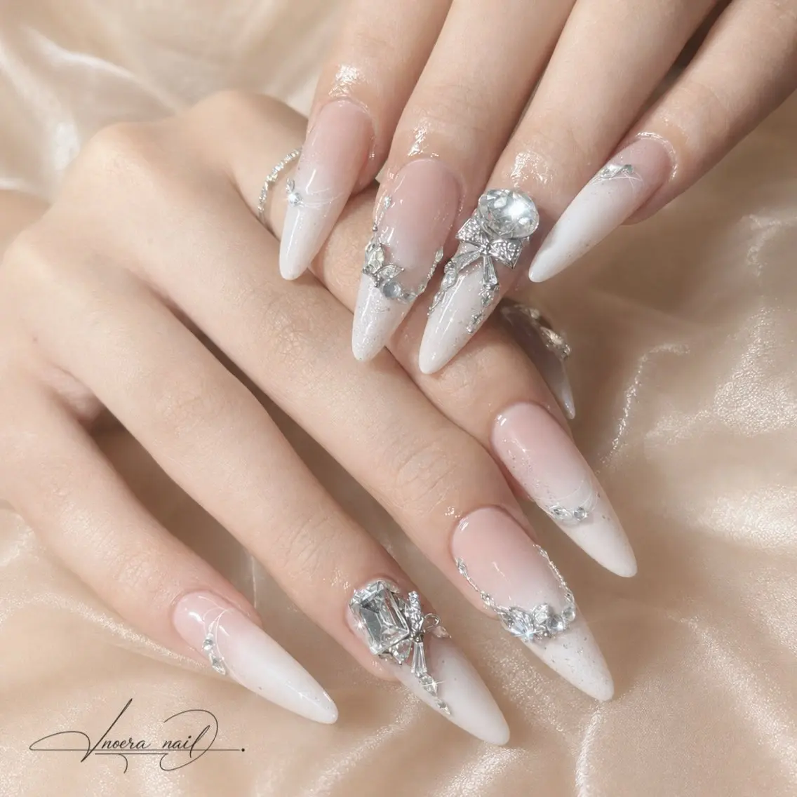 ネイル Yuii 🌟 Noera Nailのネイルデザイン