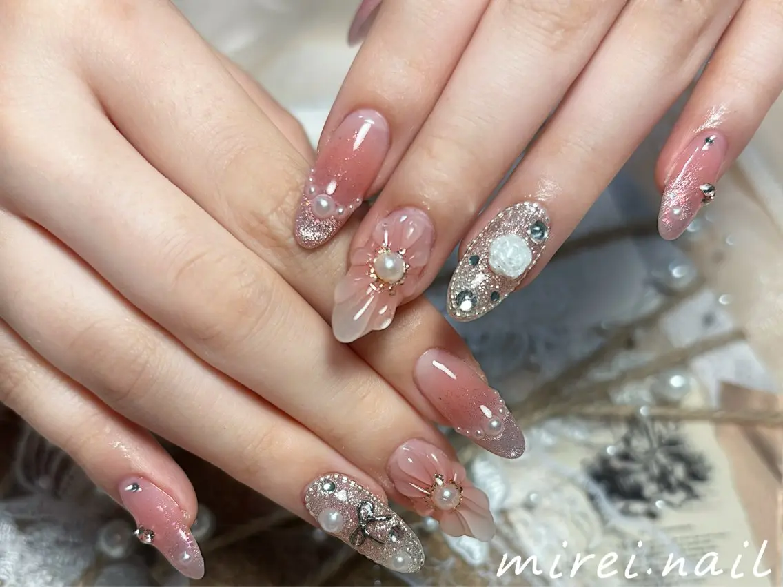 ネイル ルナ 🎀のネイルデザイン