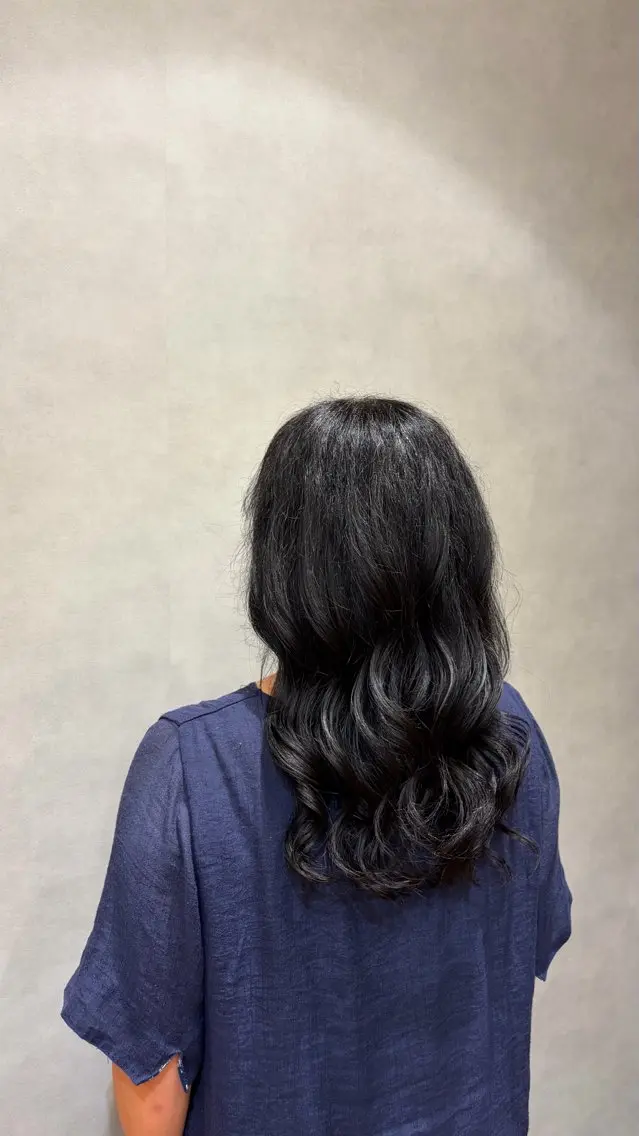 ロング くせ毛 レイヤーカット ロング 藤浪 凪沙のヘアスタイル