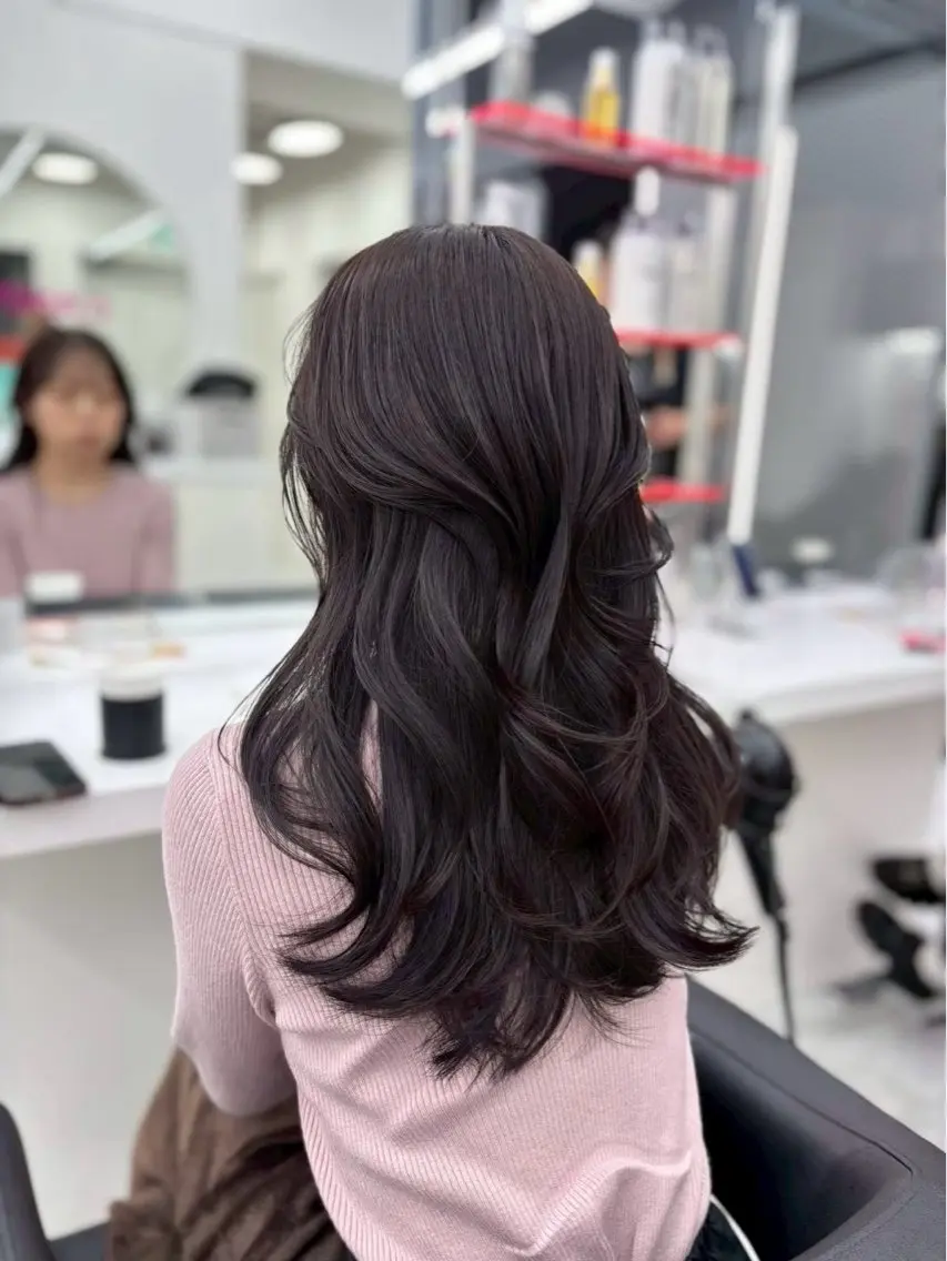 ロング カラー 🤍透明感推しカラー 🤍yui‪💞✨のヘアスタイル