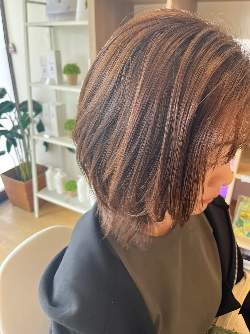 ミディアム くびれヘア レイヤーカット 工藤 惇のヘアスタイル