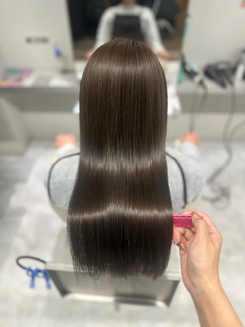 ロング カラー トリートメント ヘアカラー トリートメント LUPI byLee MIUのヘアスタイル