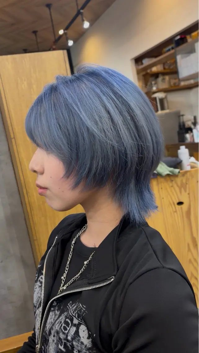 ショート ショートヘア ウルフカット 内山 優のヘアスタイル